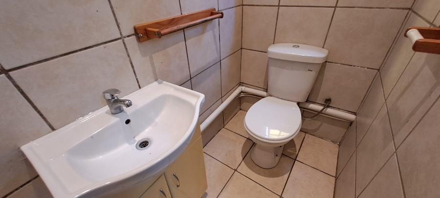 To Let 1 Bedroom Property for Rent in Bethlehem Free State